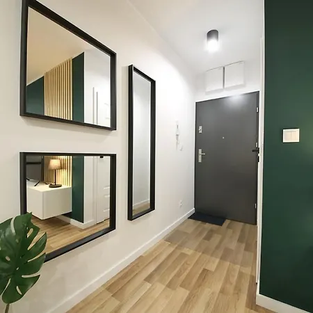 Modern, Atmospheric With Air Conditioning 아파트 브로츠와프